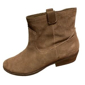 Dolce Vita Tan Suede Leather Ankle Boots Size 10 Western Style Bootie Pull On